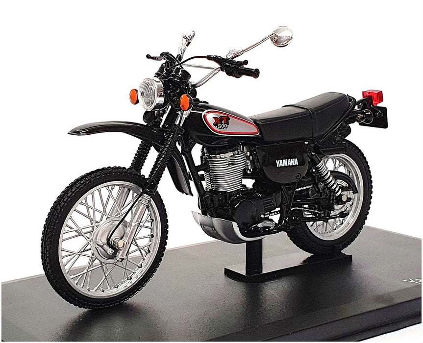 Norev 1/18 Scale 182045 - Yamaha XT500 Motorbike - Black