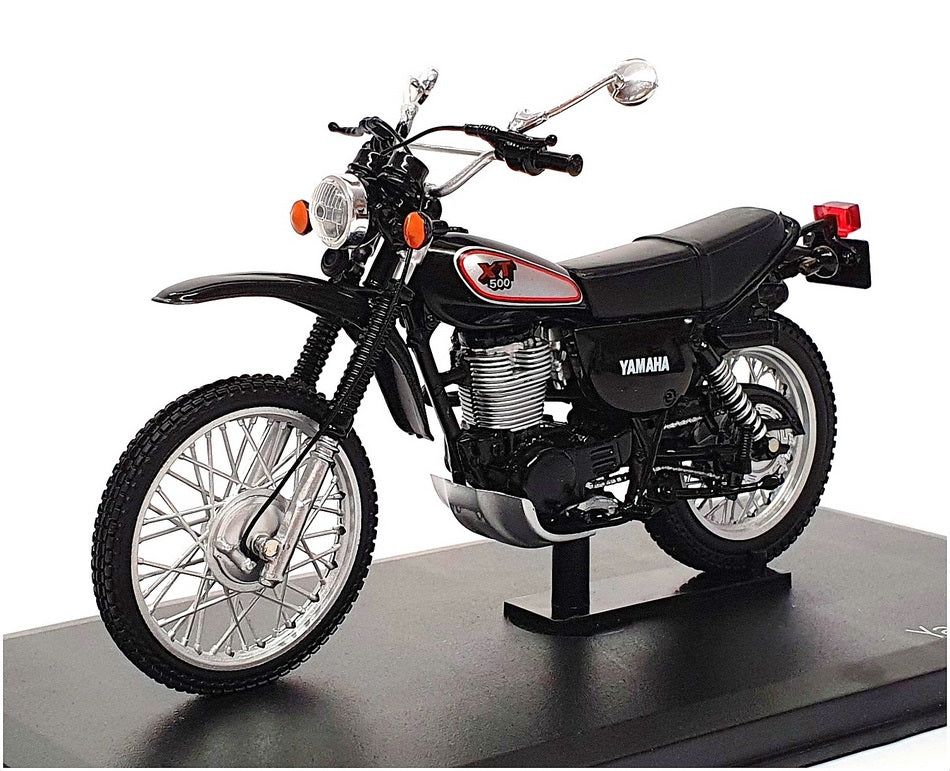 Norev 1/18 Scale 182045 - Yamaha XT500 Motorbike - Black