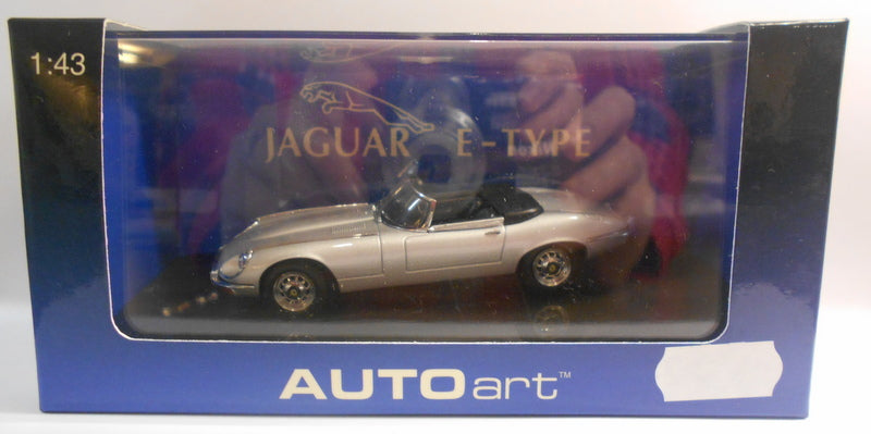 AutoArt 1/43 Scale Diecast AA53771 JAGUAR E-TYPE ROADSTER SERIES III V12 SILVER