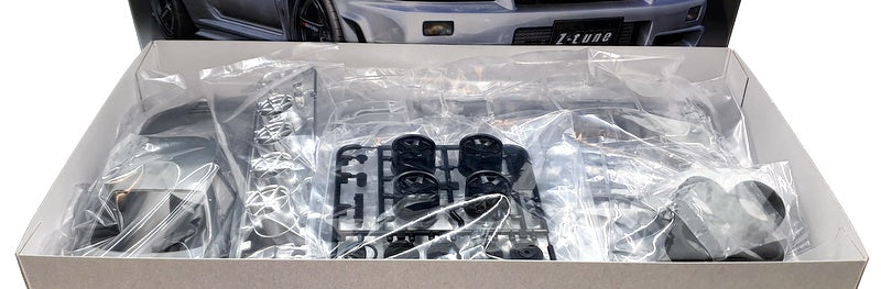Tamiya 1/24 Scale Model Kit 24282 - Nissan Skyline GT-R Nismo R34 Z-Tune