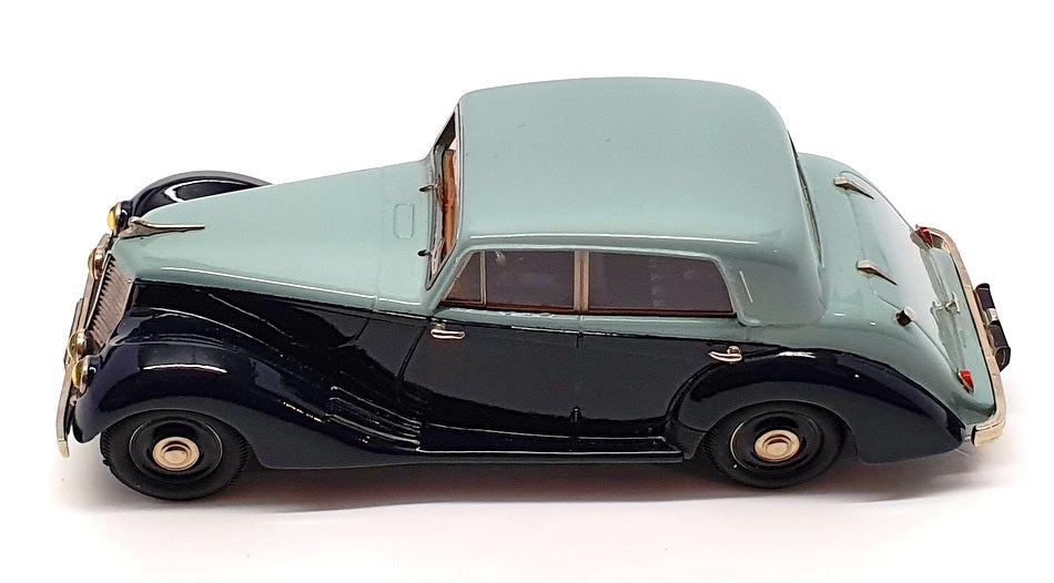Crossway Models 1/43 Scale CCC01 - Armstrong Siddeley Whitley - 2 Tone Blue