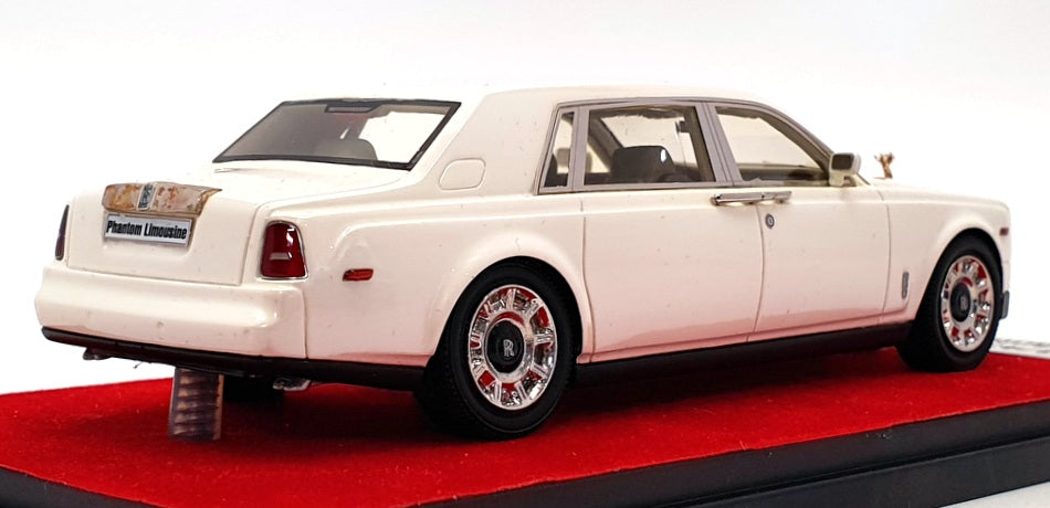 CMR Models 1/43 Scale 055 - 2002 Rolls Royce Phantom Limousine - White