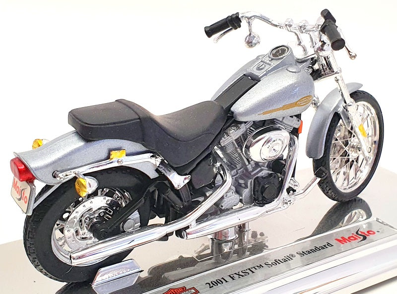 Maisto 1/18 Scale 39360 - 2001 Harley Davidson FXST Softail Standard