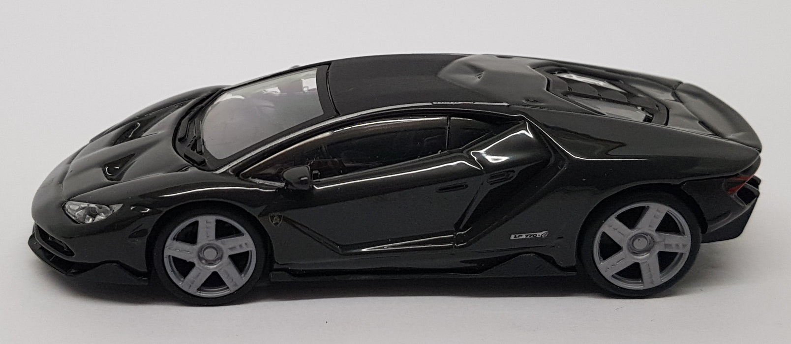 Lamborghini Centenario - Black - Maisto / Kinsmart Pull Back & Go Car