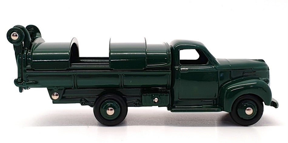 Atlas Editions Dinky Toys Appx 13cm Long 25VS - Studebaker Truck - Green
