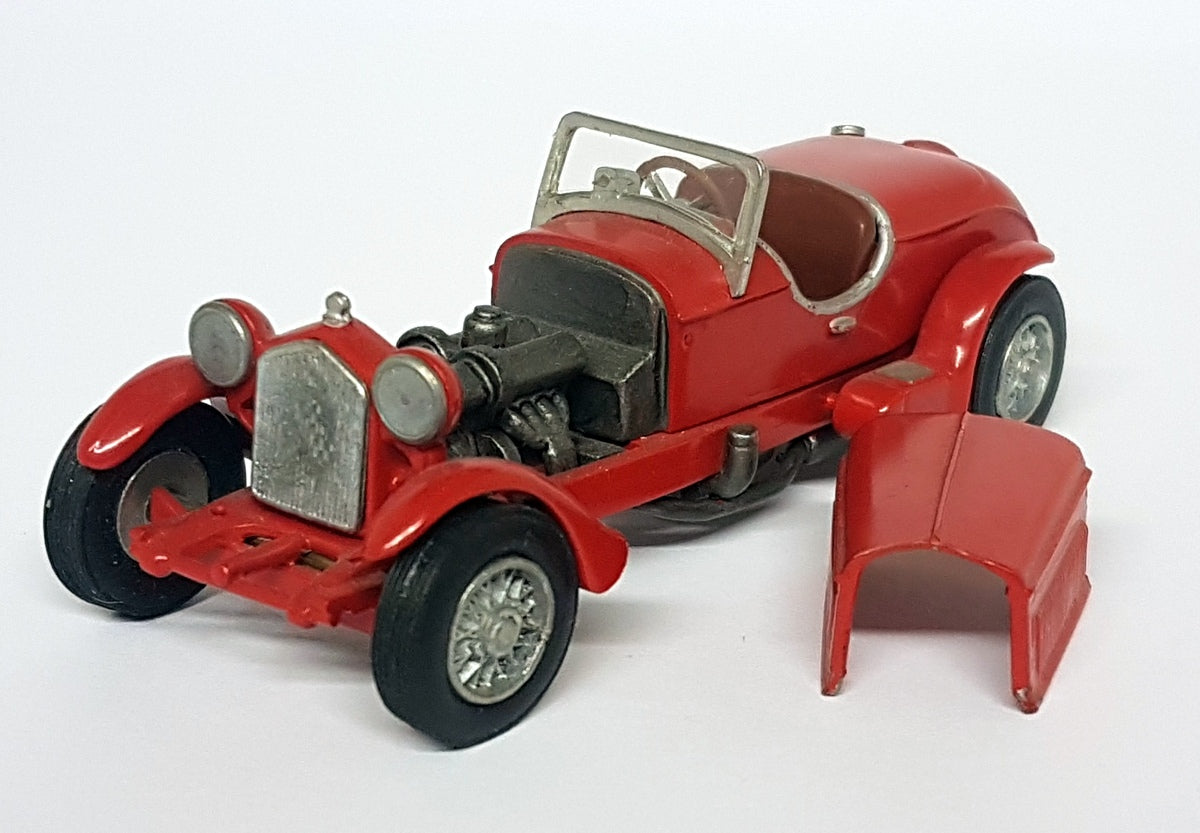 Auto Replica 1/43 Scale White Metal - AR29 Alfa Romeo 8C Red