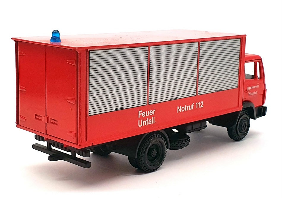 NZG 1/50 Scale Diecast FE25 - Mercedes Benz Feuerwehr Fire Truck - Red