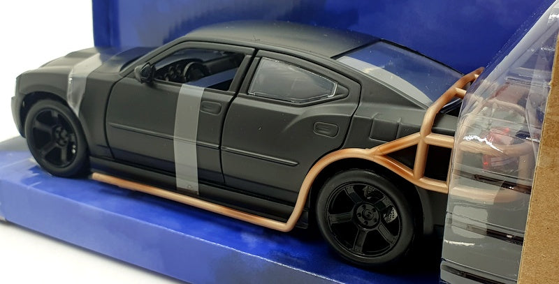 Jada 1/24 Scale Diecast 80241 - 2006 Dodge Charger - Black Fast And Furious