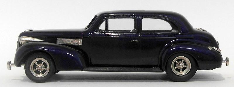 Brooklin Models 1/43 Scale ROD06 - 1939 La Salle 2Dr Sedan - Met Deep Purple