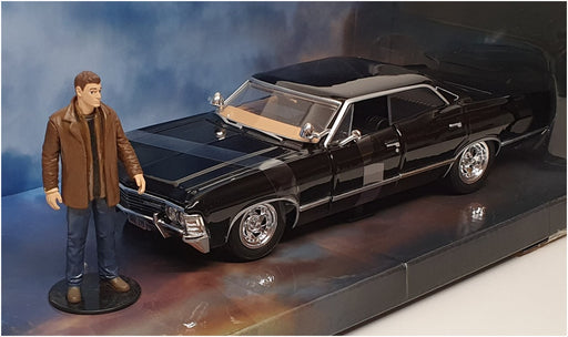 Jada 1/24 Scale 32250 - Dean Winchester & 1967 Chevrolet Impala SS Supernatural