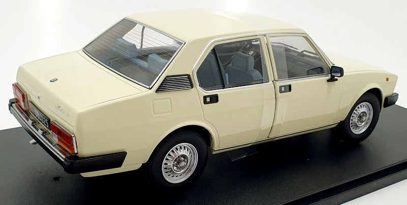 Mitica 1/18 Scale 200011-D - Alfa Romeo Alfetta Berlina 2000L 1978 - Ivory