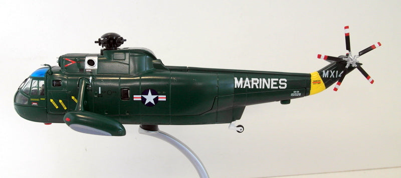 Corgi 1/72 AA33405 Sikorsky SH-3A Sea King US Marine Corps 1970