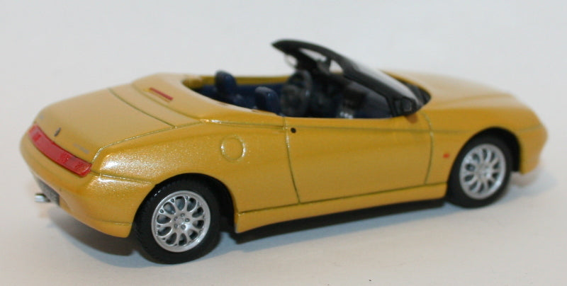 Solido 1/43 Scale Diecast Model 4655 - 1995 Alfa Romeo Spider
