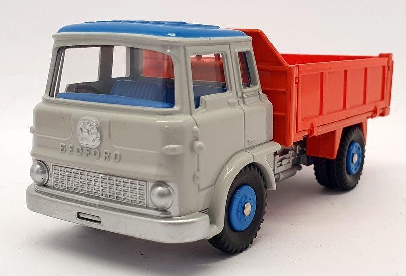Atlas Editions Dinky Toys 435 - Bedford TK Tipper - Sealed - Grey Red - No Cert