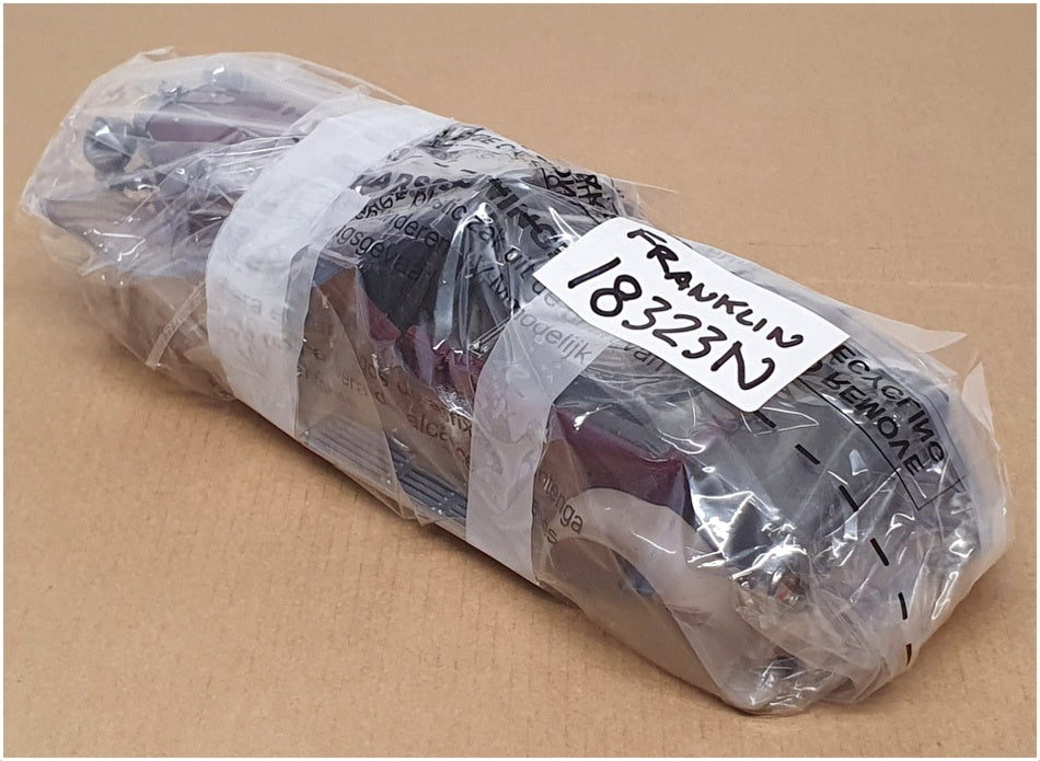 Franklin Mint 1/24 Scale 18323N - 1930 Duesenberg Derham - Maroon