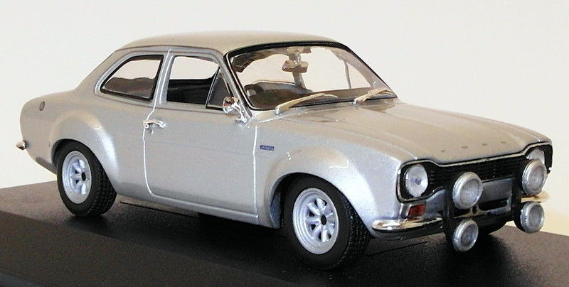 Minichamps 1/43 Scale Model Car 400 688100 - 1970 Ford Escort  RS 1600 - Silver