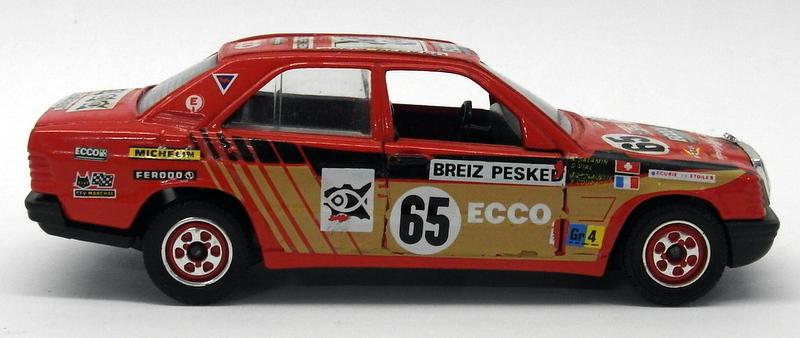 Solido 1/43 Scale Diecast - 1337 Mercedes 190 Racing Red #65