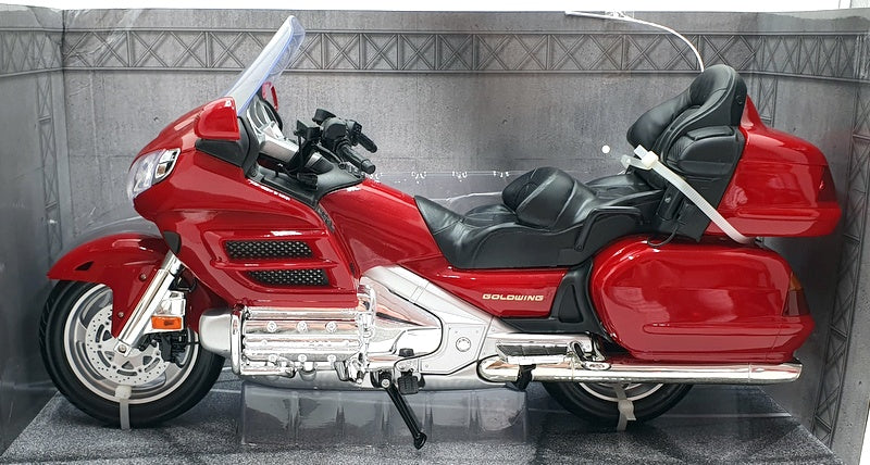 MotorMax 1/6 Scale Diecast 76262 - Honda Goldwing - Red