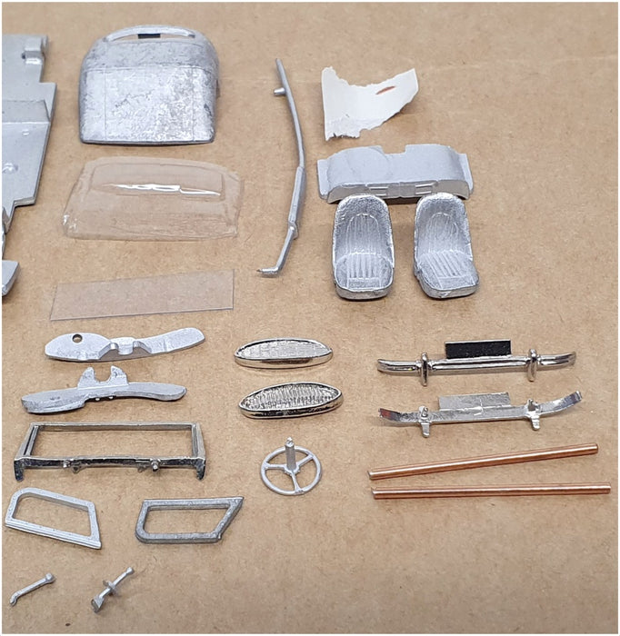 K&R Replicas 1/43 Scale Model Kit KR102 - Austin Healey 3000 Mk2 2-Str