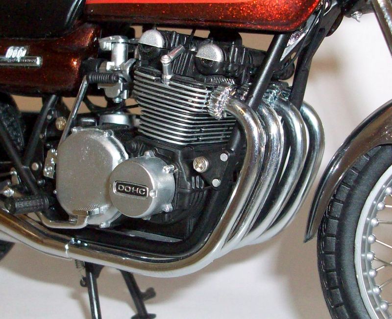 Minichamps 1/12 Scale - 122 164100 Kawasaki Z1 900 Candy brown 1972