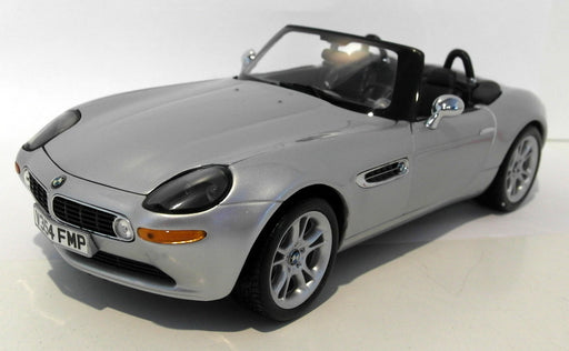 Kyosho 1/18 Scale diecast - 80430007667 MINT BMW Z8 James Bond 007 TWINE Silver