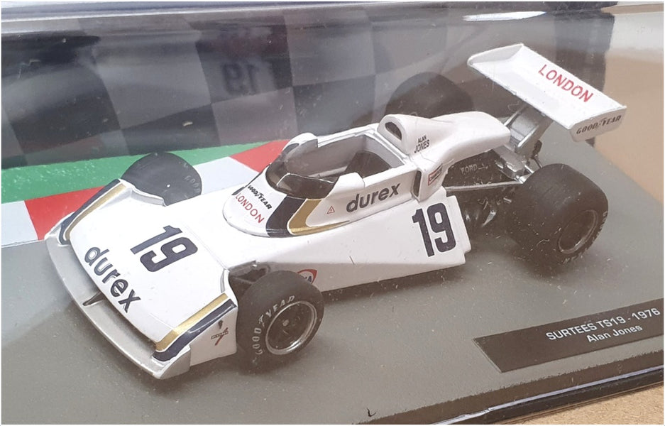 Altaya 1/43 Scale AT301122A - F1 1976 Surtees TS18 #19 A
