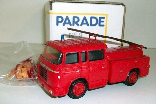 PARADE MODELS 1/50 - NO.9 BERLIET GAK POMPIER FPT - FIRE ENGINE
