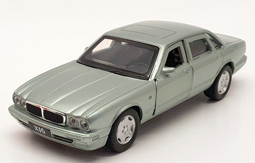 Tayumo 1/36 Scale Pull Back & Go 36100021 - Jaguar XJ6 - Seafrost