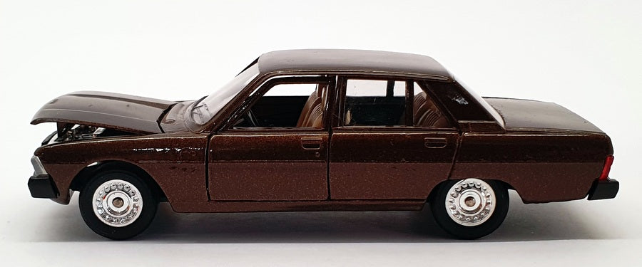 Solido 1/43 Scale Model Car 40 - Peugeot 604 - Brown
