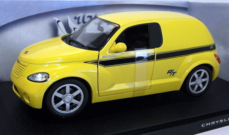 Hot Wheels 1/18 Scale Diecast - 54578 Chrysler PT R/T Panel Crusier Yellow