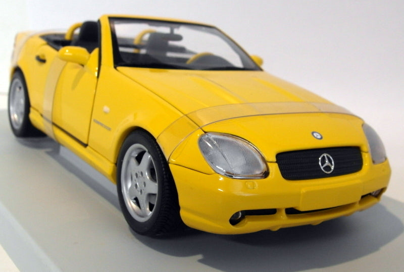 UT Models 1/18 Scale Diecast - 26152 Mercedes Benz SLK AMG Yellow