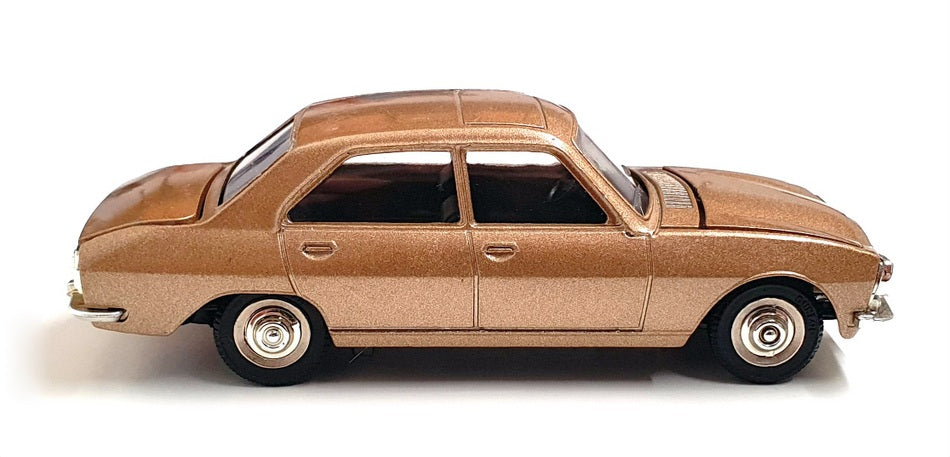 Atlas Editions Dinky Toys Appx 10cm Long 1452 - Peugeot 504 - Gold