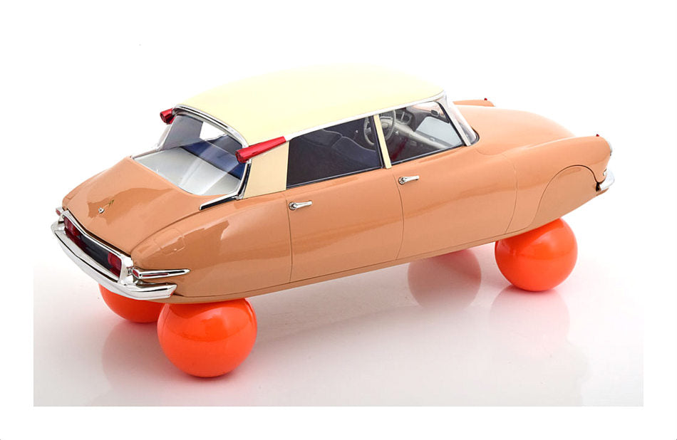 Norev 1/12 Scale 121567 - 1959 Citroen DS19 Sur Ballons - Ecaille Blonde