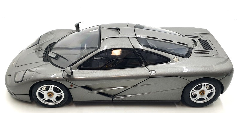 Minichamps 1/12 Scale 530 133124 - McLaren F1 Roadcar - Dark Silver