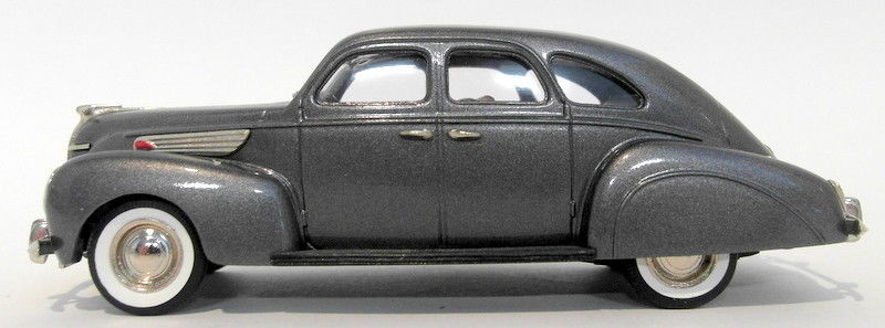 Brooklin 1/43 Scale BRK106  - 1938 Lincoln Zephyr 4Dr Sedan Gray Metallic