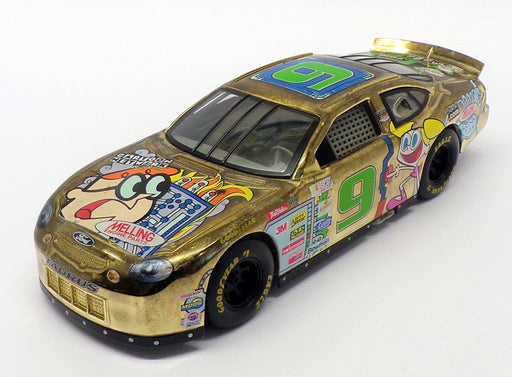 Racing Champions 1/24 Scale 95053 - Ford Stock Car - Gold