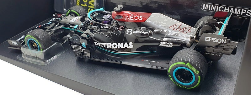 Minichamps 1/18 Scale 110 211544 Mercedes AMG Petronas F1 Hamilton Russia
