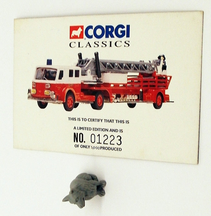 Corgi 1/50 Scale Fire Engine 51802 - ALF Aerial Ladder - Rochester NY
