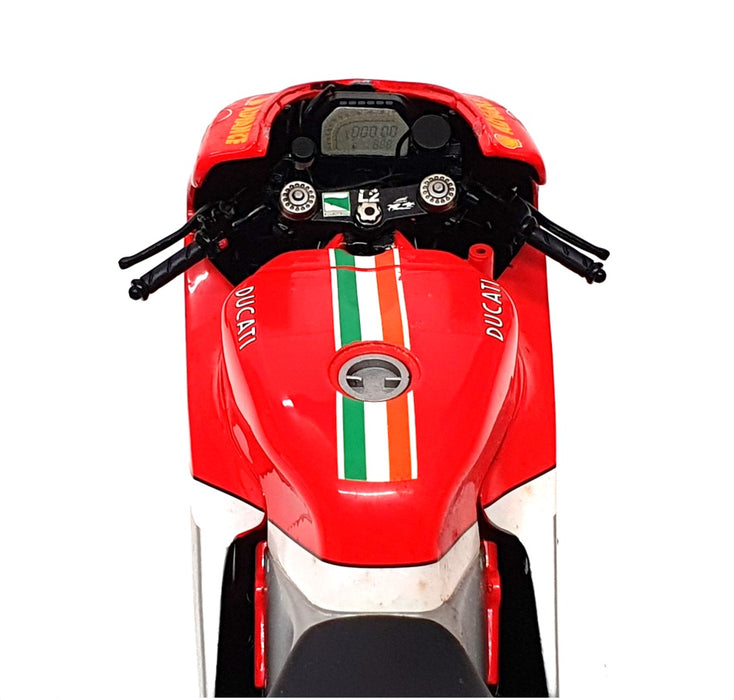 Minichamps 1/12 Scale 122 060065 - Ducati Desmosedici L. Capirossi MotoGP 2006