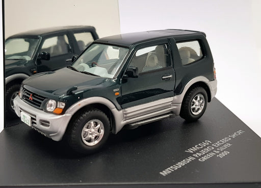 Vitesse 1/43 Scale VMC069 - Mitsubishi Pajero Exceed Short 2000 - Green & Silver