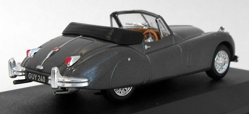 Solido 1/43 Scale S4302400 - 1956 Jaguar XK140 - Gris Metal