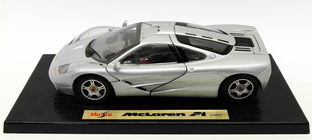 Maisto 1/18 Scale Model Car 31810 - 1993 McLaren F1 - Silver