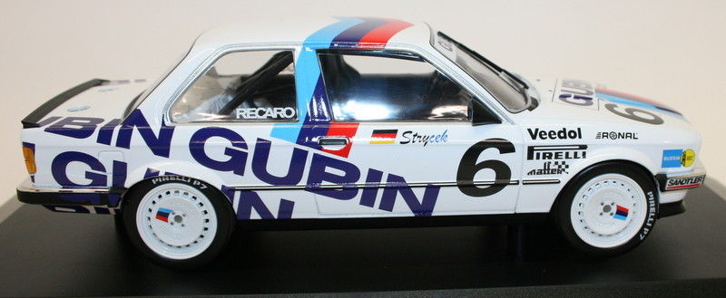 Minichamps 1/18 Scale 155 862606 - 1986 BMW 325i Gubin Sport Volker Strycek