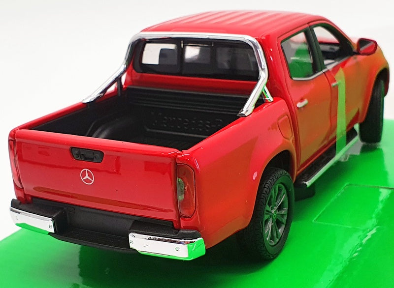 Welly 1/27 Scale 24100 - Mercedes Benz X Class - Red