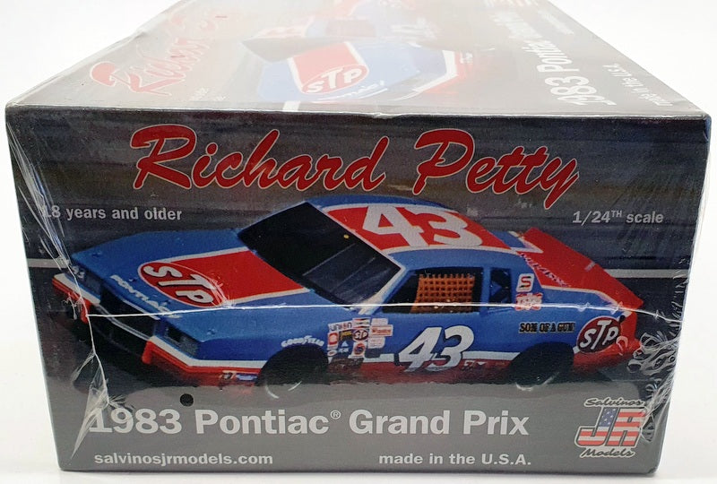 Salvinos 1/25 Scale Model Kit RPGP1983 - 1983 Pontiac Grand Prix