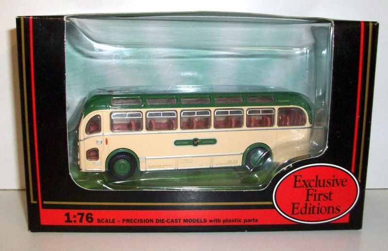 EFE 1/76 Scale - 16215 Bristol LS Coach Royal Blue Southern National