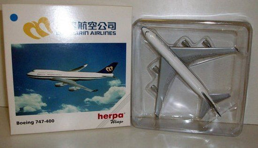 HERPA 1/500 - 511261 BOEING 747-400 - MANDARIN AIRLINES