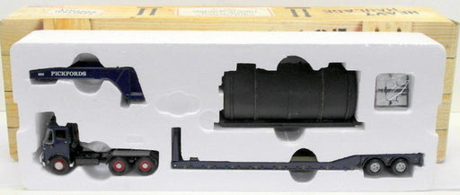 Corgi 1/50 Scale CC12507 - Atkinson Venturer 2 Axle King Trailer & Boiler Load