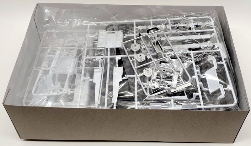 Aoshima 1/24 Scale Model Car Kit 58992 - Lamborghini Diablo GT '99