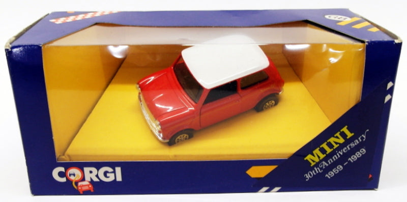 Corgi 1/36 Scale Diecast Model Car C330/4 - Mini - Red/White